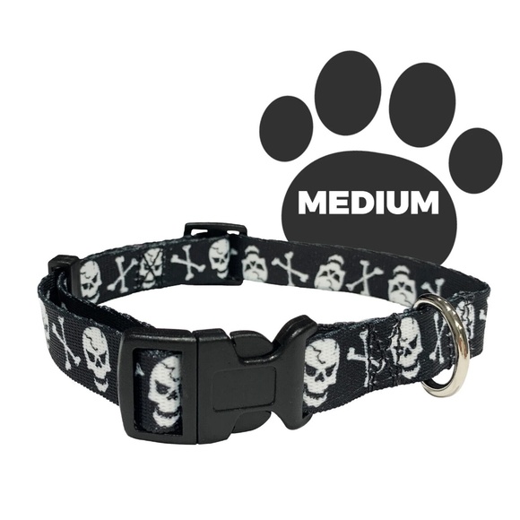 Perri’s Medium 13.5-22 polyester Dog Collar Skulls - Picture 1 of 7